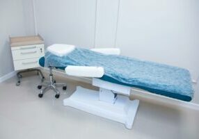 Location-matériel-medical-lit-medecin